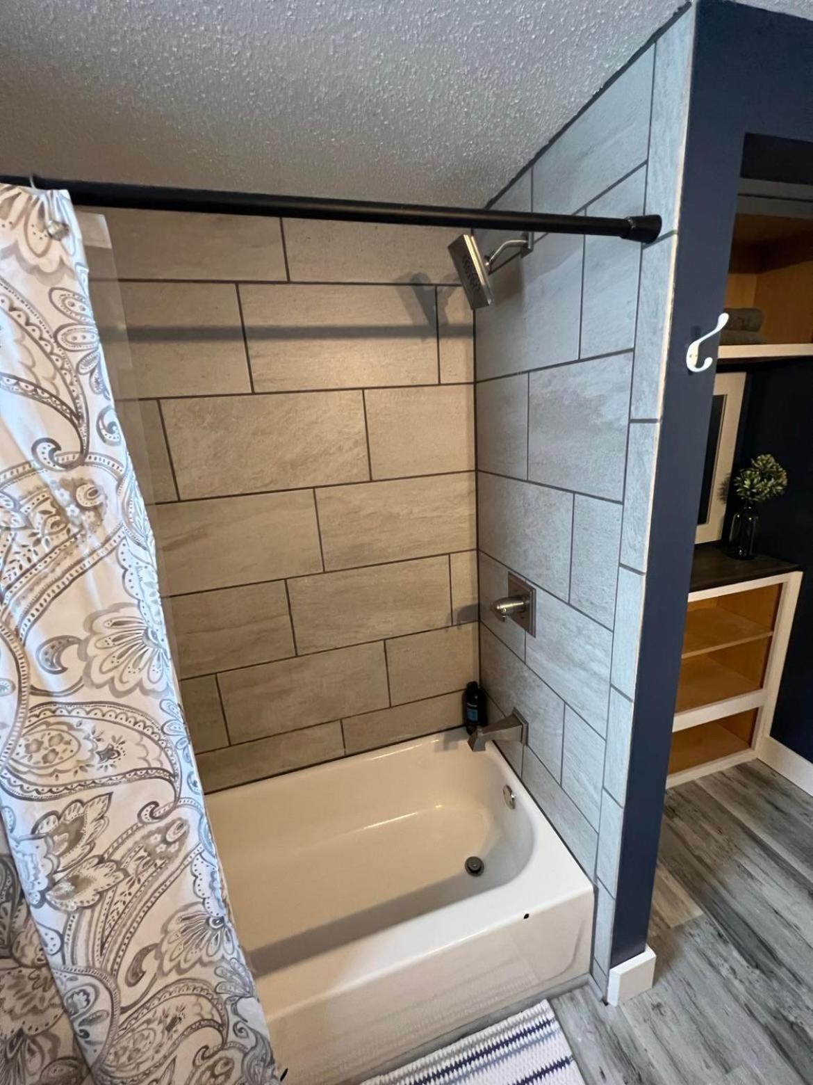 Entire Level Just Off Interstate, Free Breakfast * Fargo